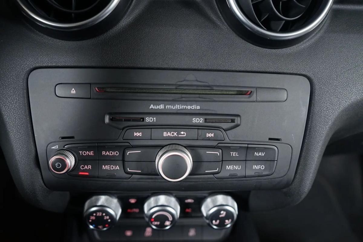 audi-a1-2010-diesel-1598cc