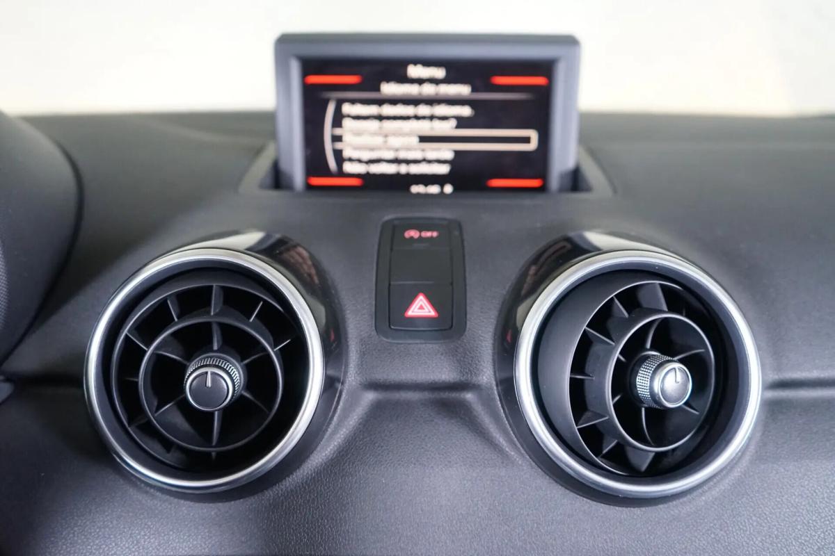 audi-a1-2010-diesel-1598cc