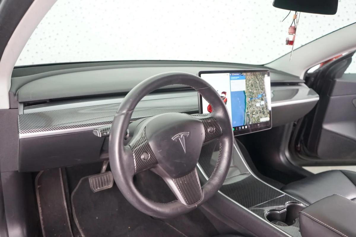 tesla-model-3-2019-eletrico-0cc