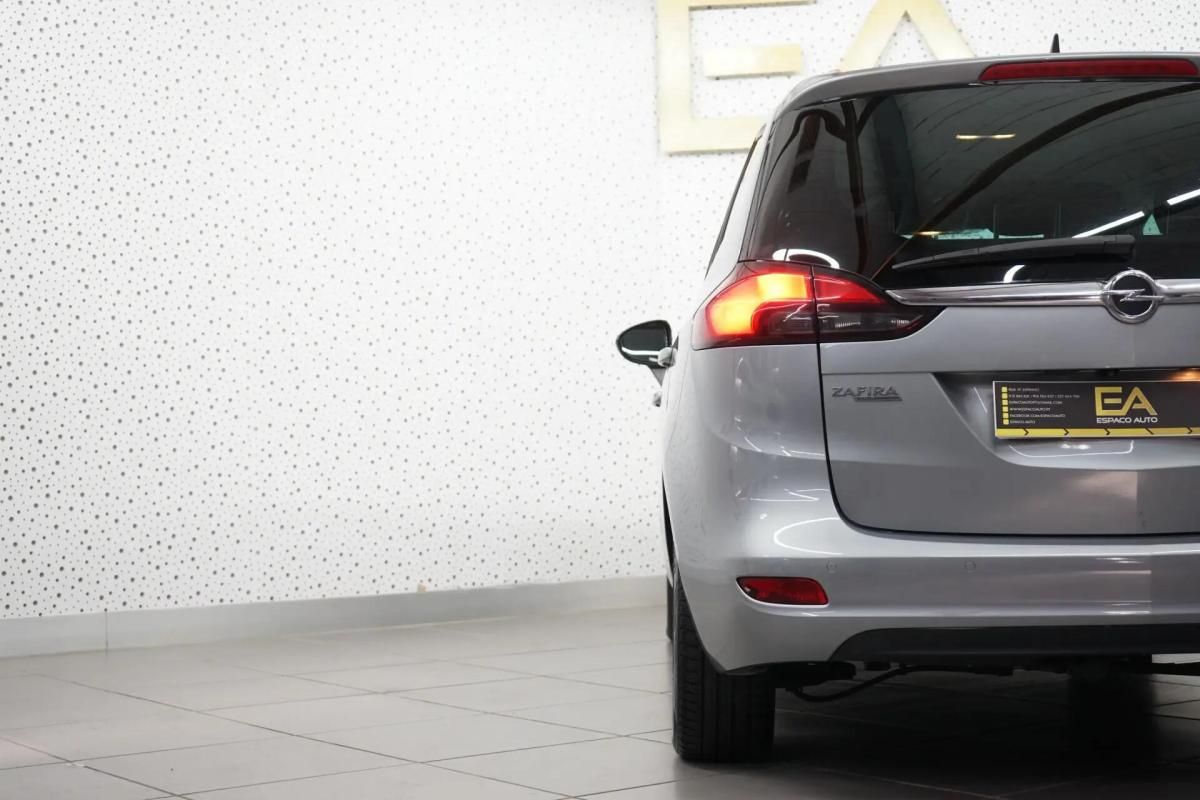 opel-zafira-2015-diesel-1598cc