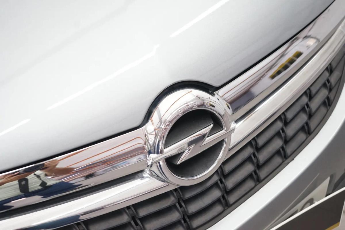 opel-zafira-2015-diesel-1598cc