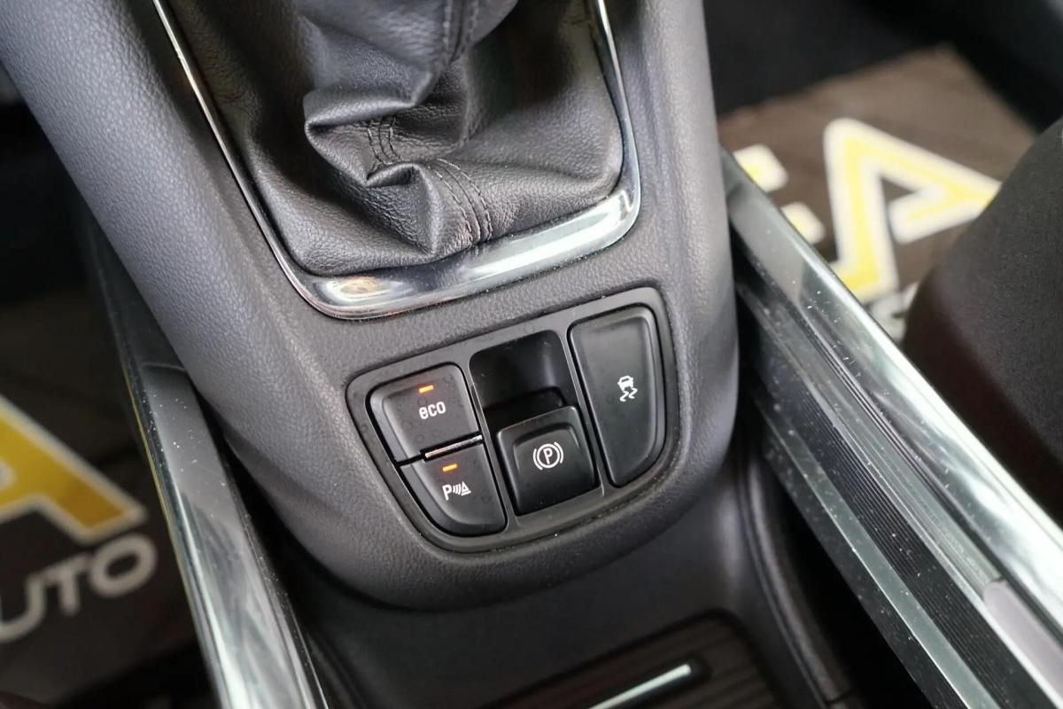 opel-zafira-2015-diesel-1598cc