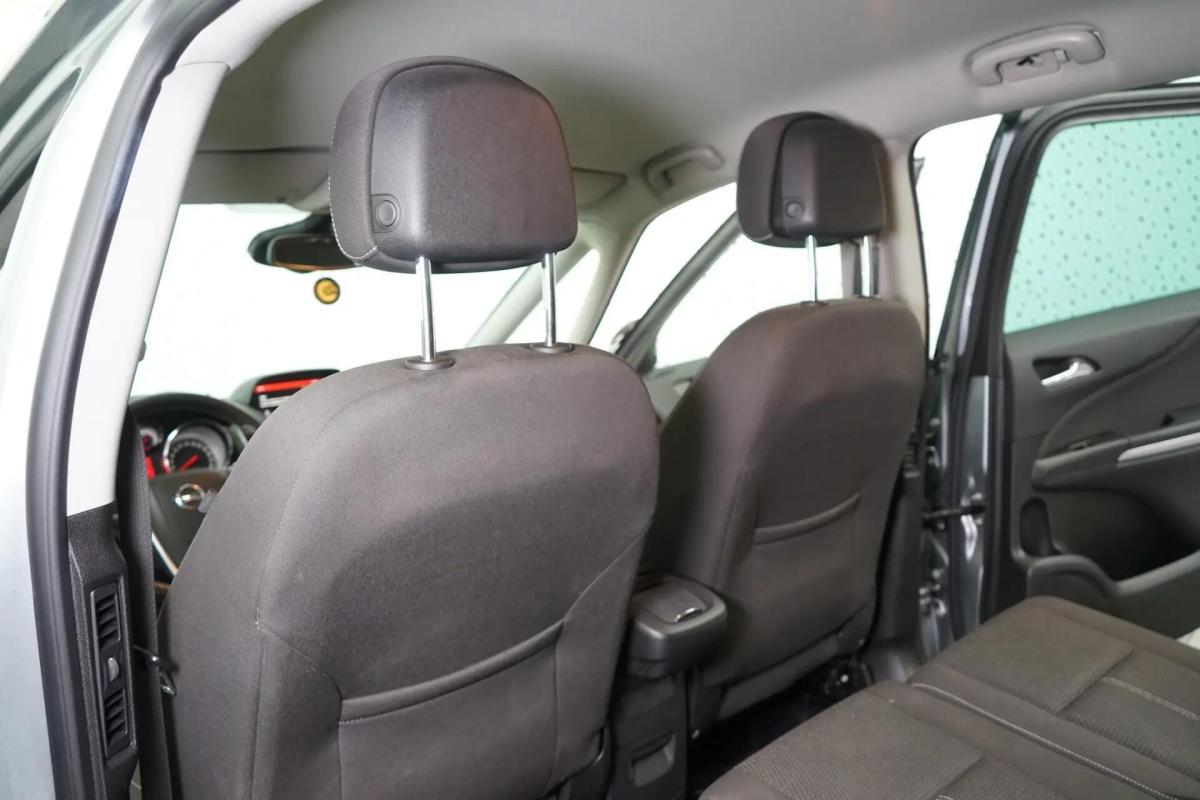 opel-zafira-2015-diesel-1598cc