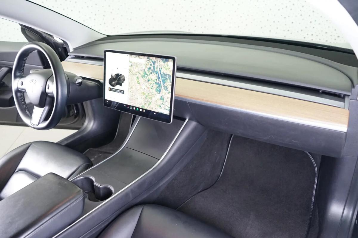 tesla-model-3-2019-eletrico-0cc