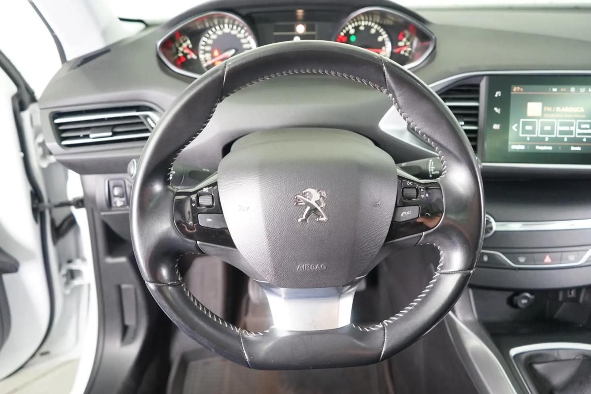 peugeot-308-sw-2019-gasolina-1199cc