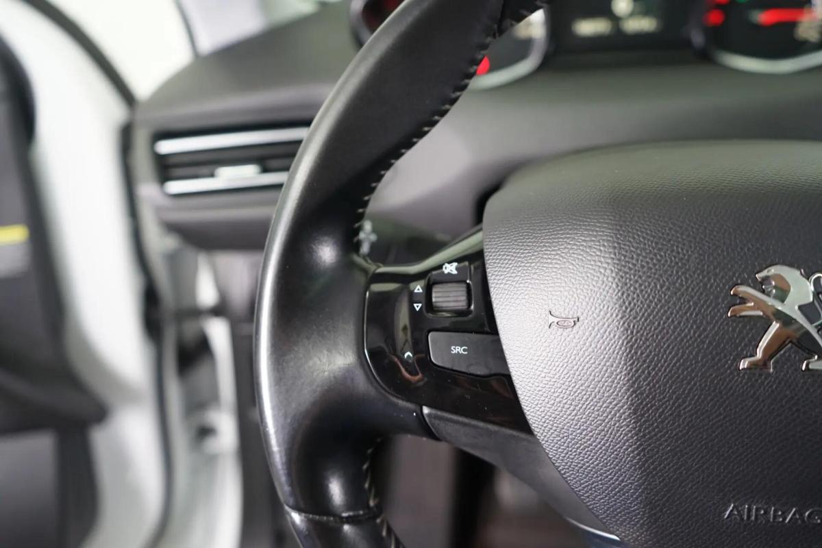 peugeot-308-sw-2019-gasolina-1199cc