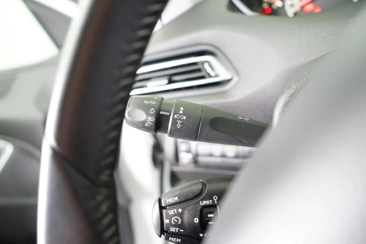 peugeot-308-sw-2019-gasolina-1199cc