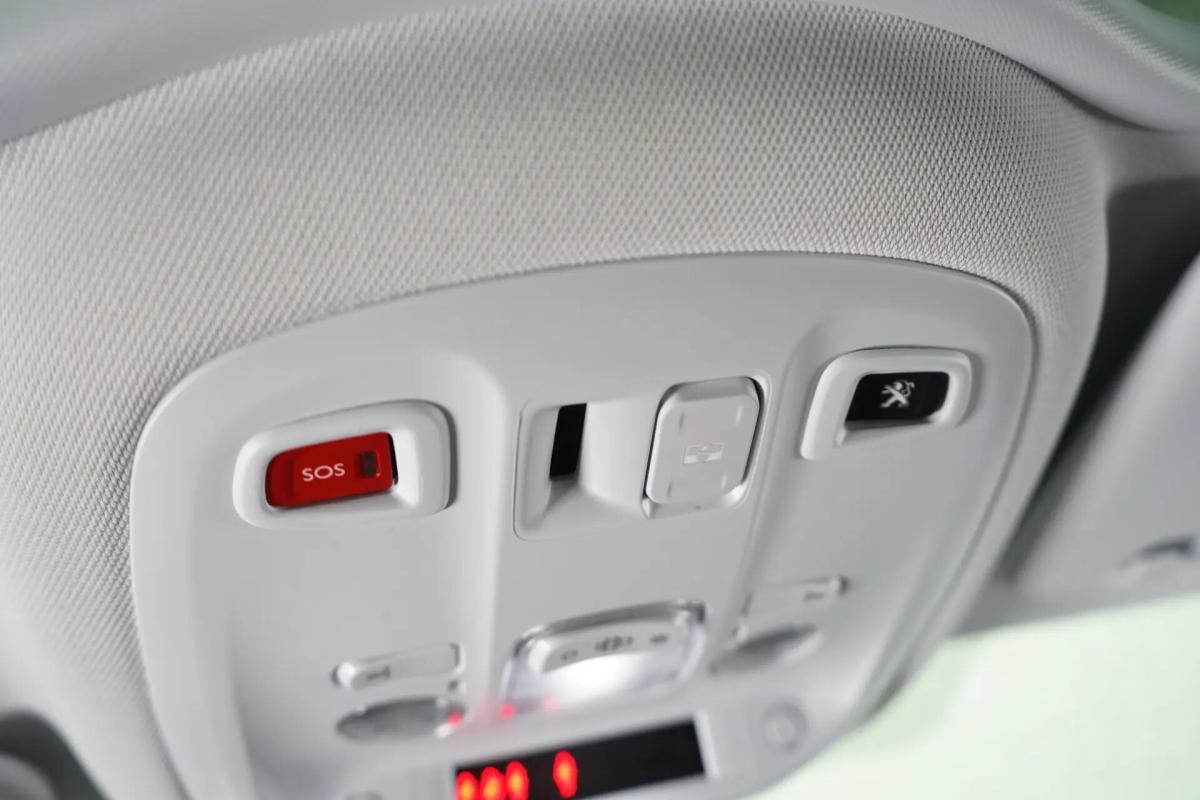 peugeot-308-sw-2019-gasolina-1199cc