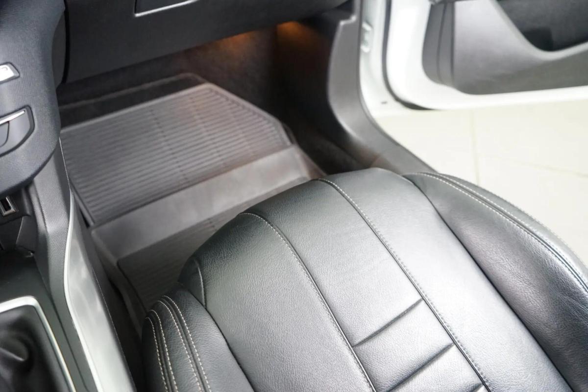 peugeot-308-sw-2019-gasolina-1199cc