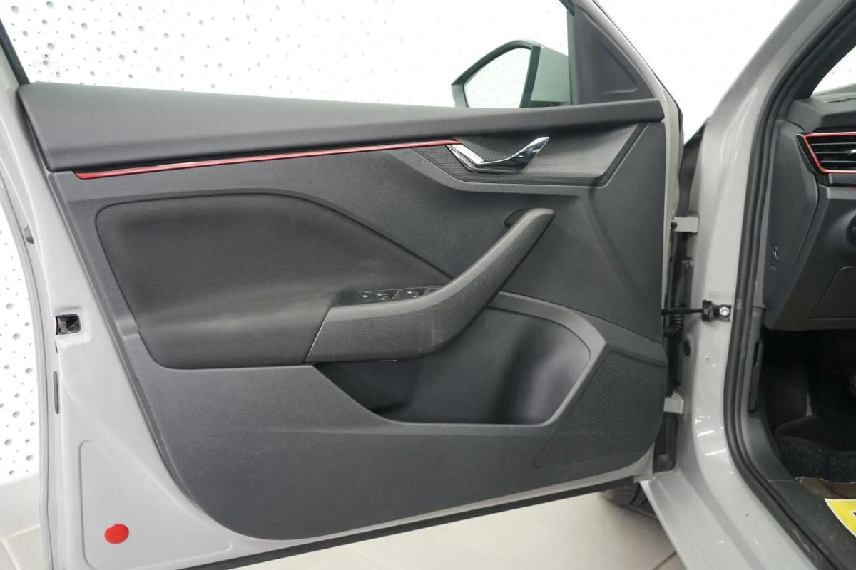 skoda-scala-2020-gasolina-999cc
