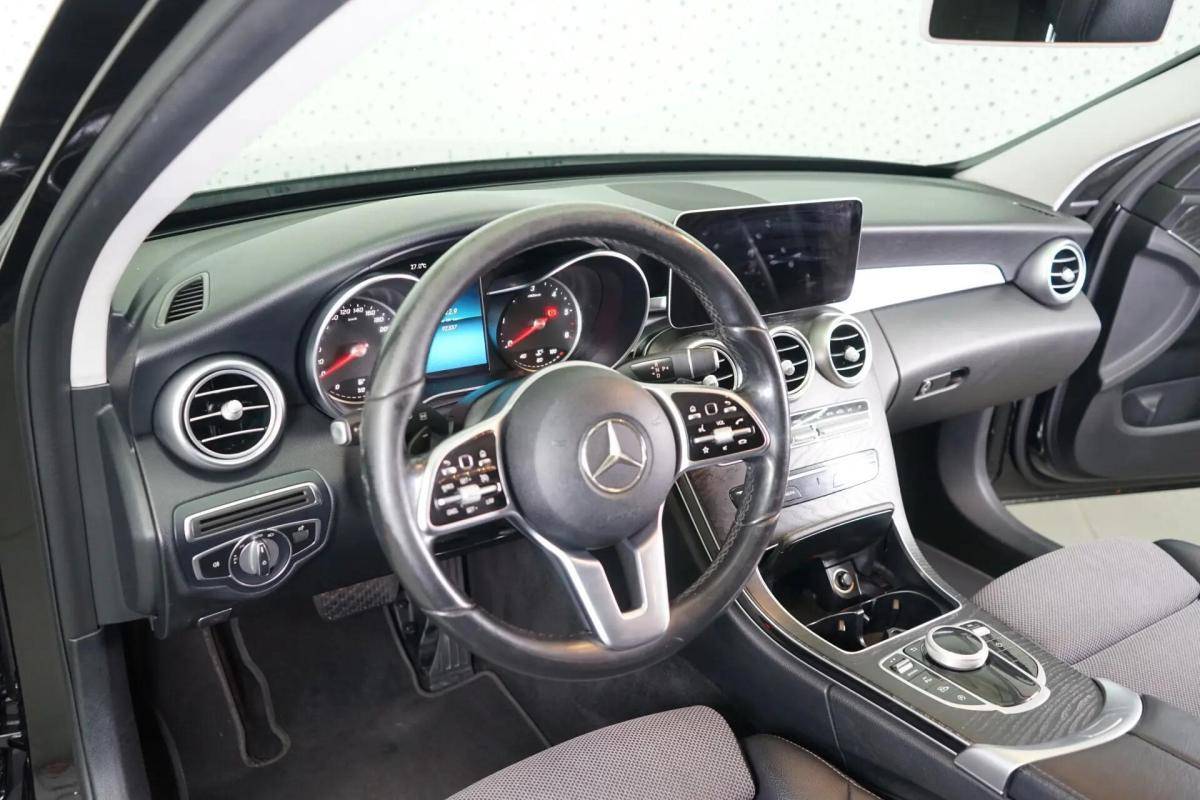 mercedes-benz-classe-c-c-220-d-4matic-2018-diesel-1950cc