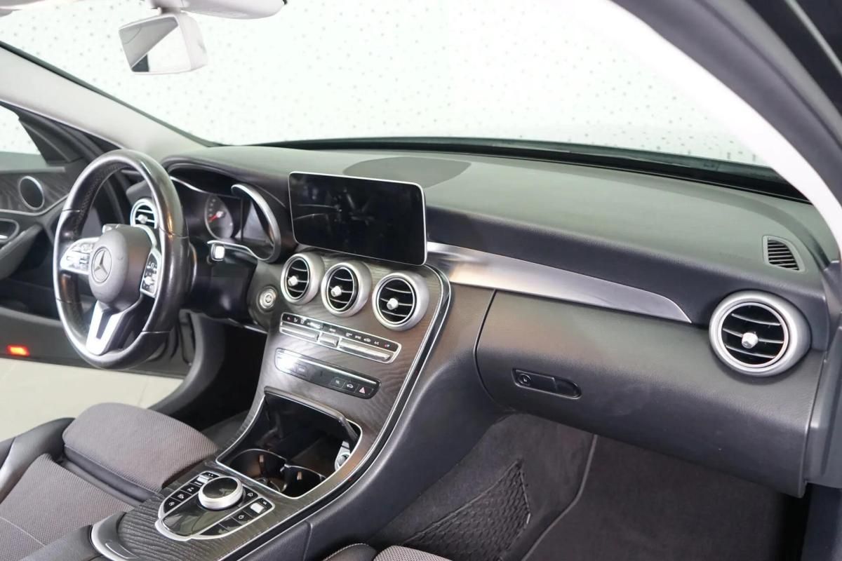 mercedes-benz-classe-c-c-220-d-4matic-2018-diesel-1950cc