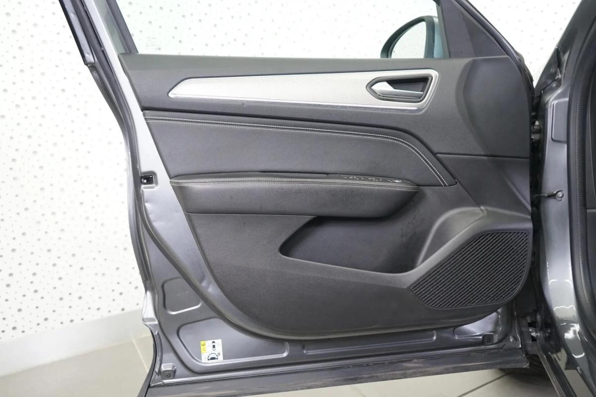 renault-arkana-2022-hibrido-a-gasolina-1598cc