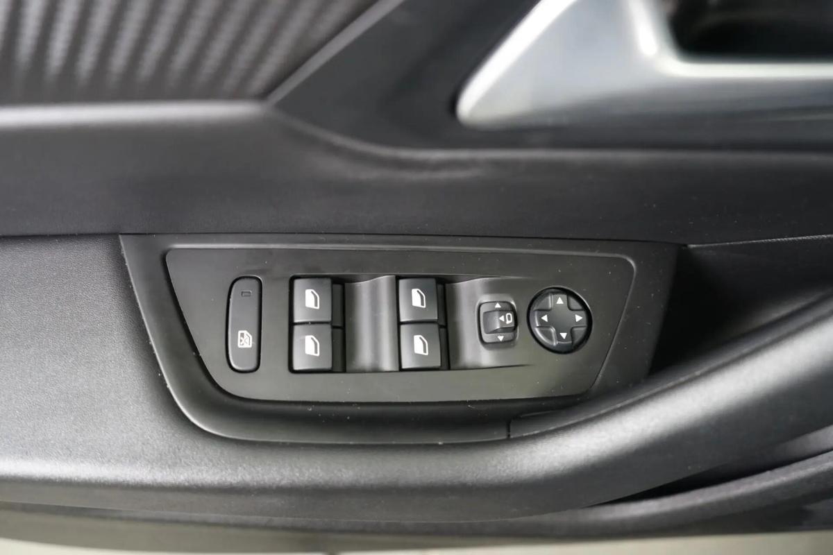 peugeot-508-2020-hibrido-a-gasolina-1598cc