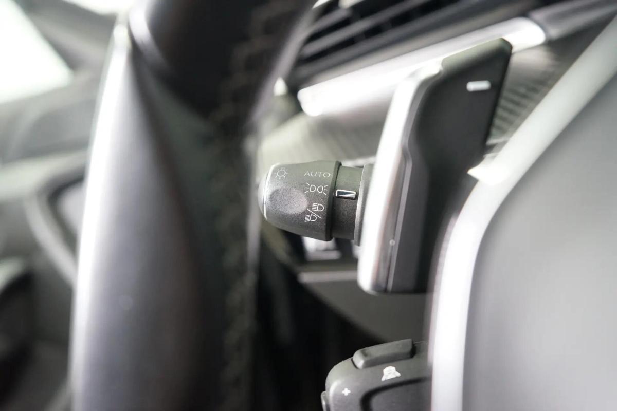 peugeot-508-2020-hibrido-a-gasolina-1598cc