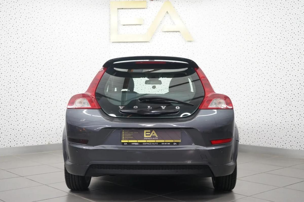 volvo-c30-2011-diesel-1560cc