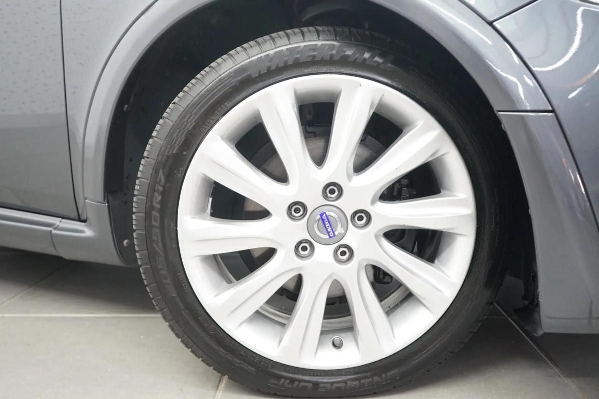 volvo-c30-2011-diesel-1560cc
