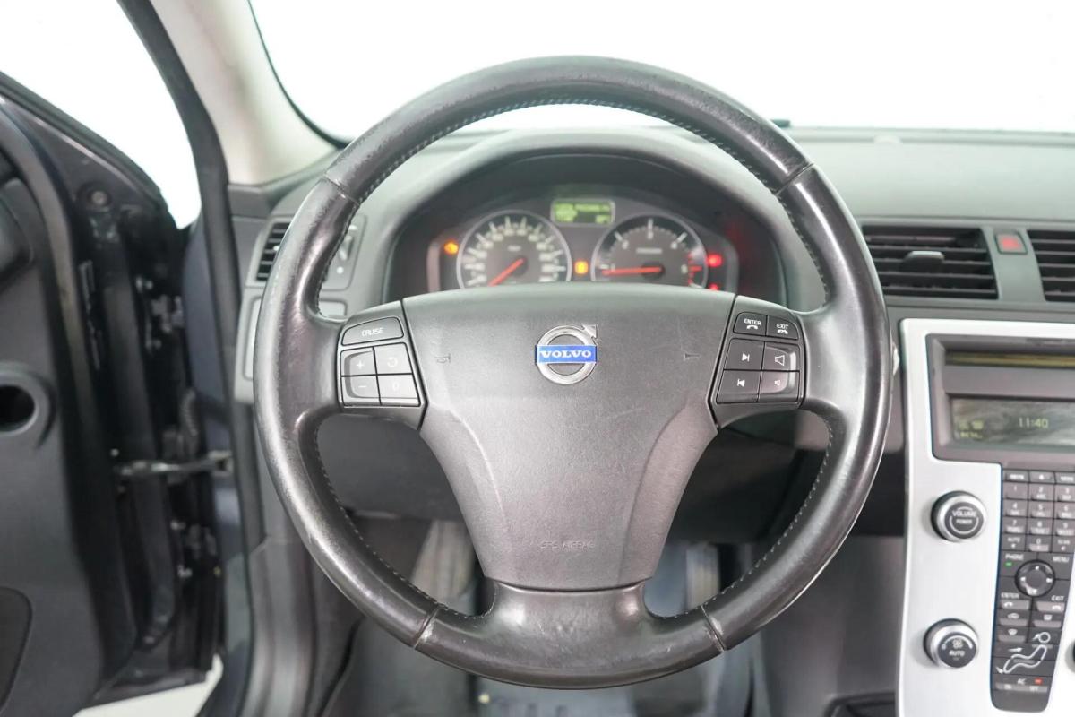 volvo-c30-2011-diesel-1560cc