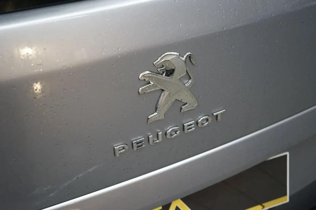 peugeot-rifter-2019-gasolina-1199cc