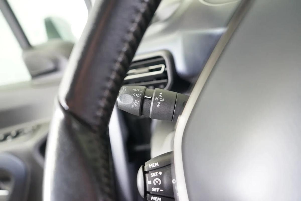 peugeot-rifter-2019-gasolina-1199cc