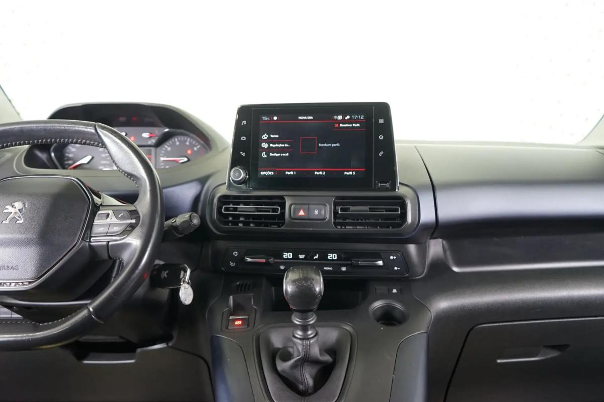 peugeot-rifter-2019-gasolina-1199cc