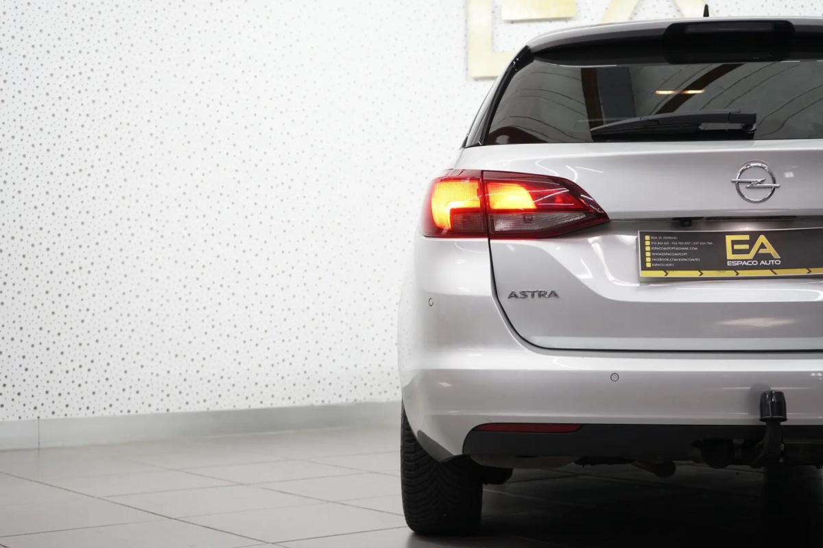 opel-astra-sport-tourer-2021-diesel-1496cc
