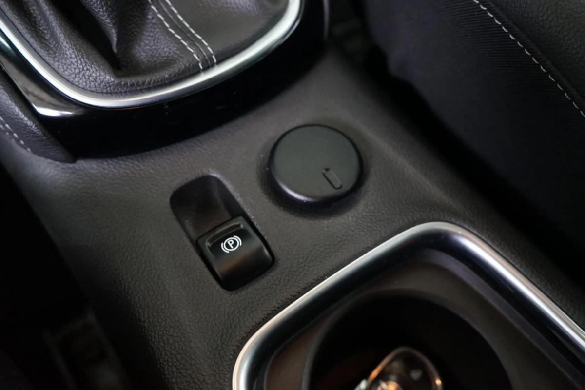 opel-astra-sport-tourer-2021-diesel-1496cc