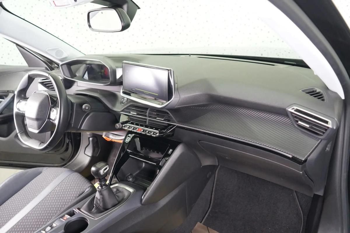 peugeot-2008-2021-gasolina-1199cc