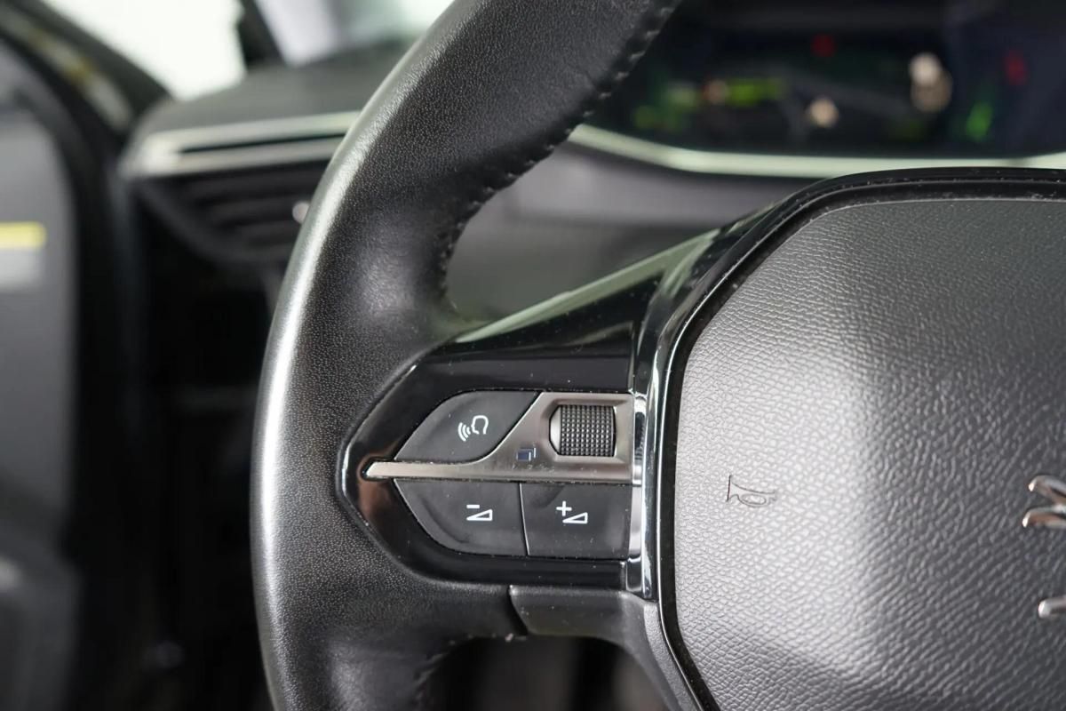 peugeot-2008-2021-gasolina-1199cc
