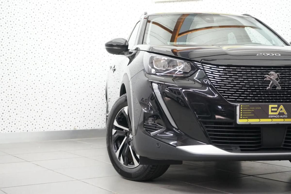peugeot-2008-2021-gasolina-1199cc