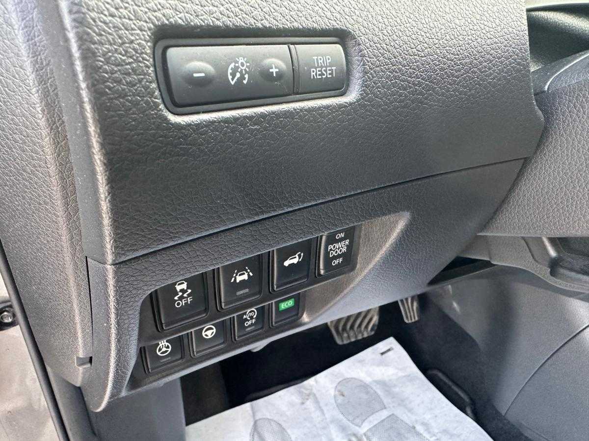 nissan-x-trail-2019-diesel-1749cc