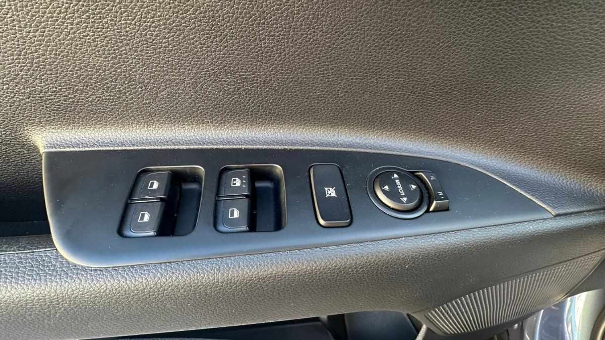 kia-stonic-2022-gasolina-1197cc