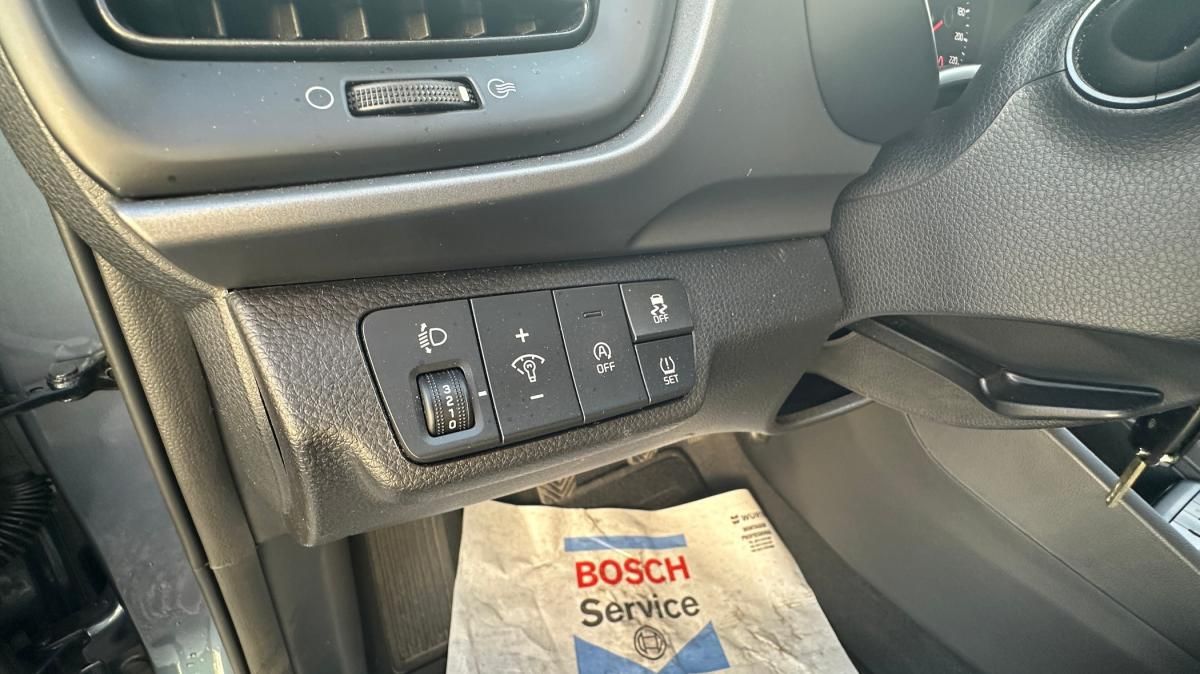 kia-stonic-2022-gasolina-1197cc
