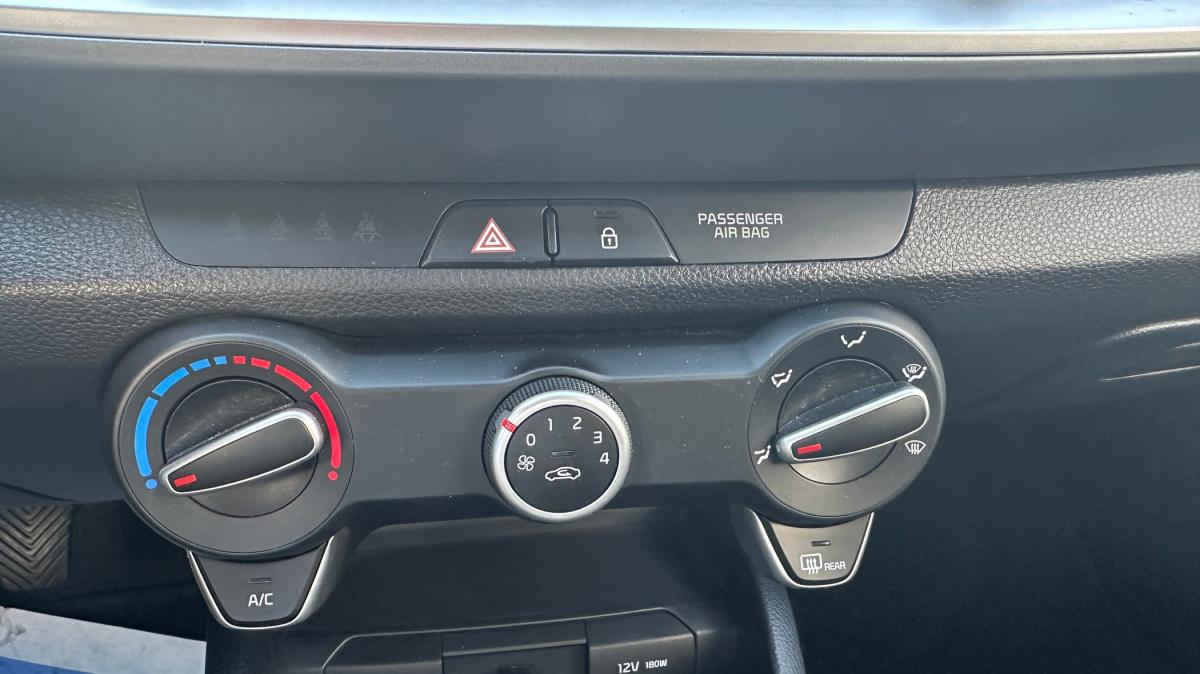 kia-stonic-2022-gasolina-1197cc