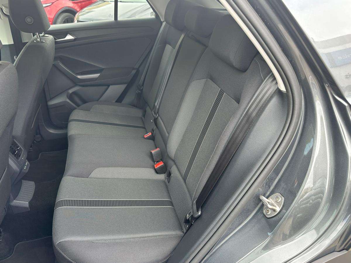 volkswagen-t-roc-2025-gasolina-999cc