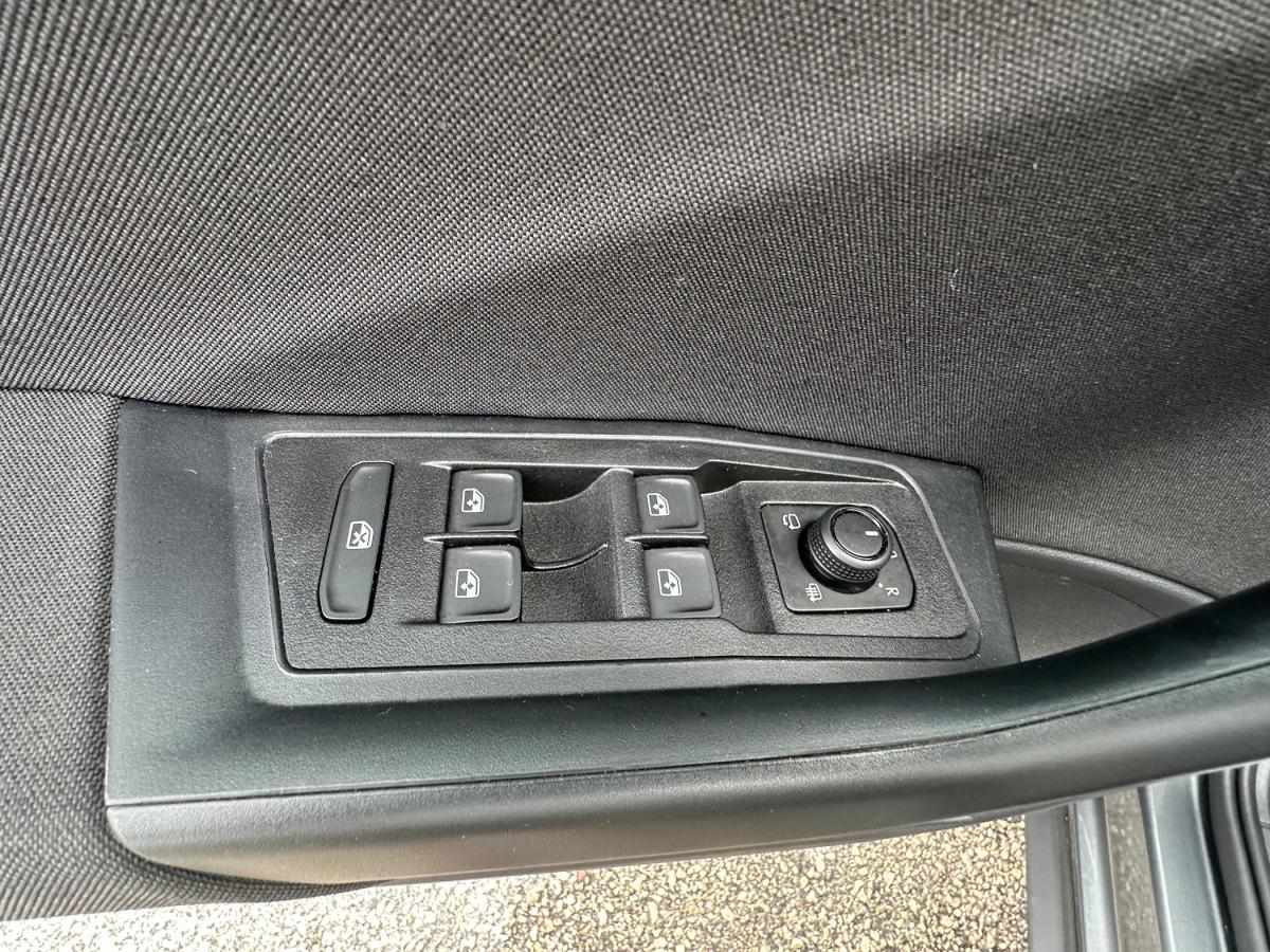 volkswagen-t-roc-2025-gasolina-999cc