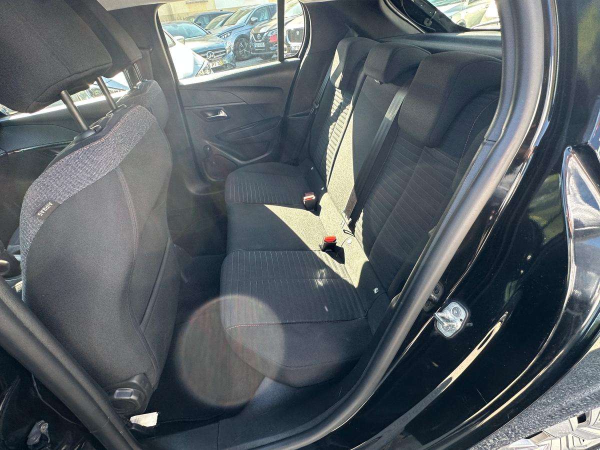peugeot-208-2021-gasolina-1199cc