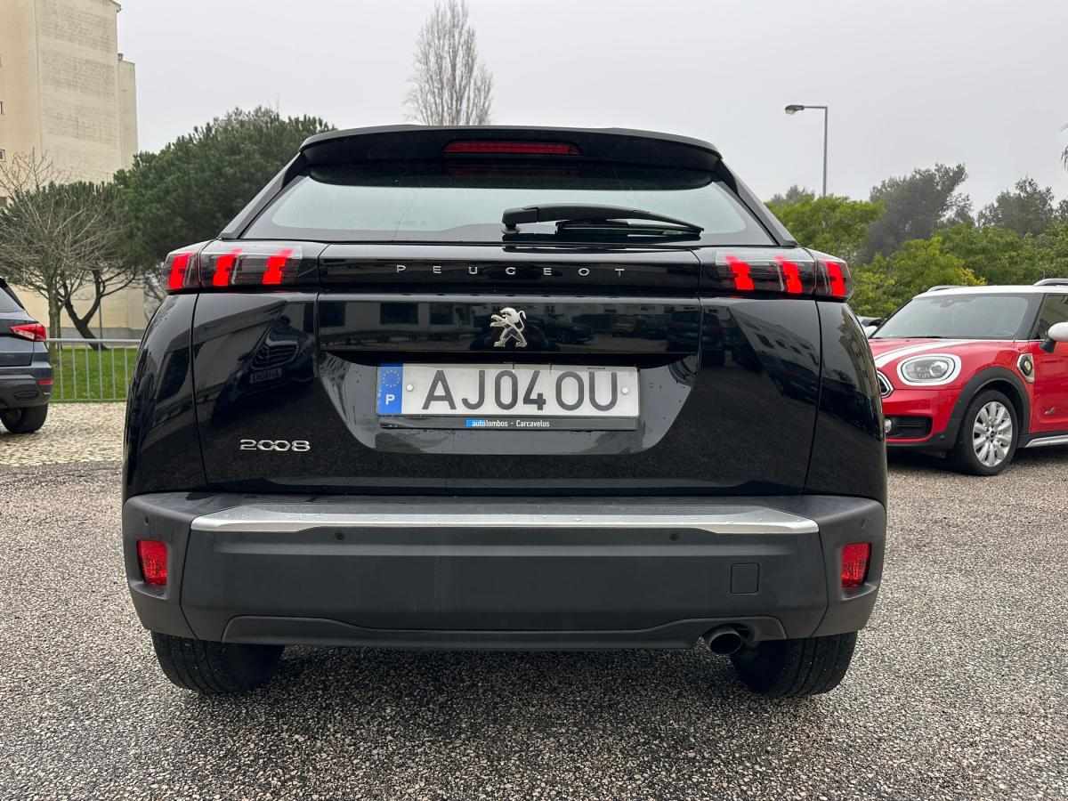 peugeot-2008-2021-gasolina-1199cc