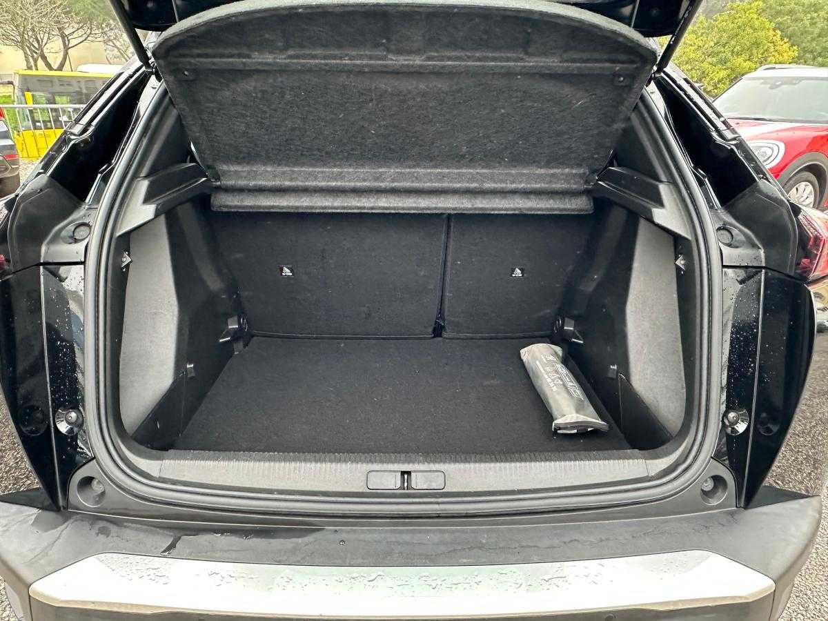 peugeot-2008-2021-gasolina-1199cc