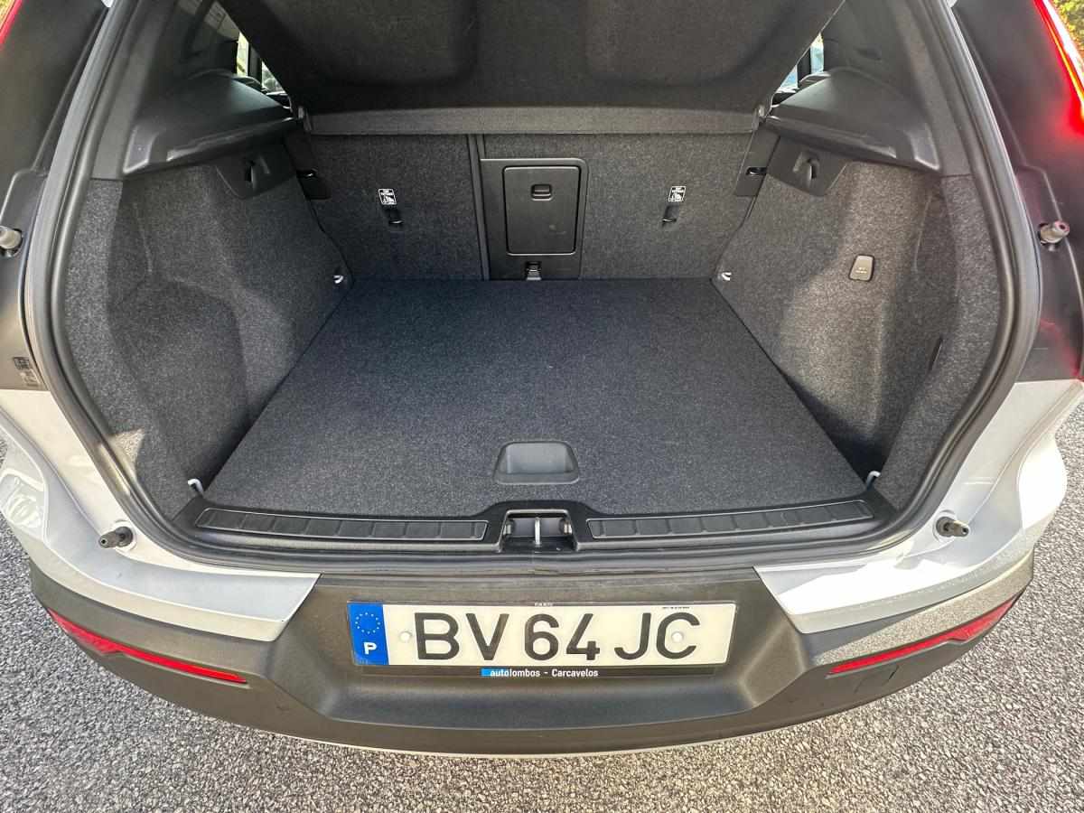 volvo-xc40-2021-hibrido-a-gasolina-1477cc
