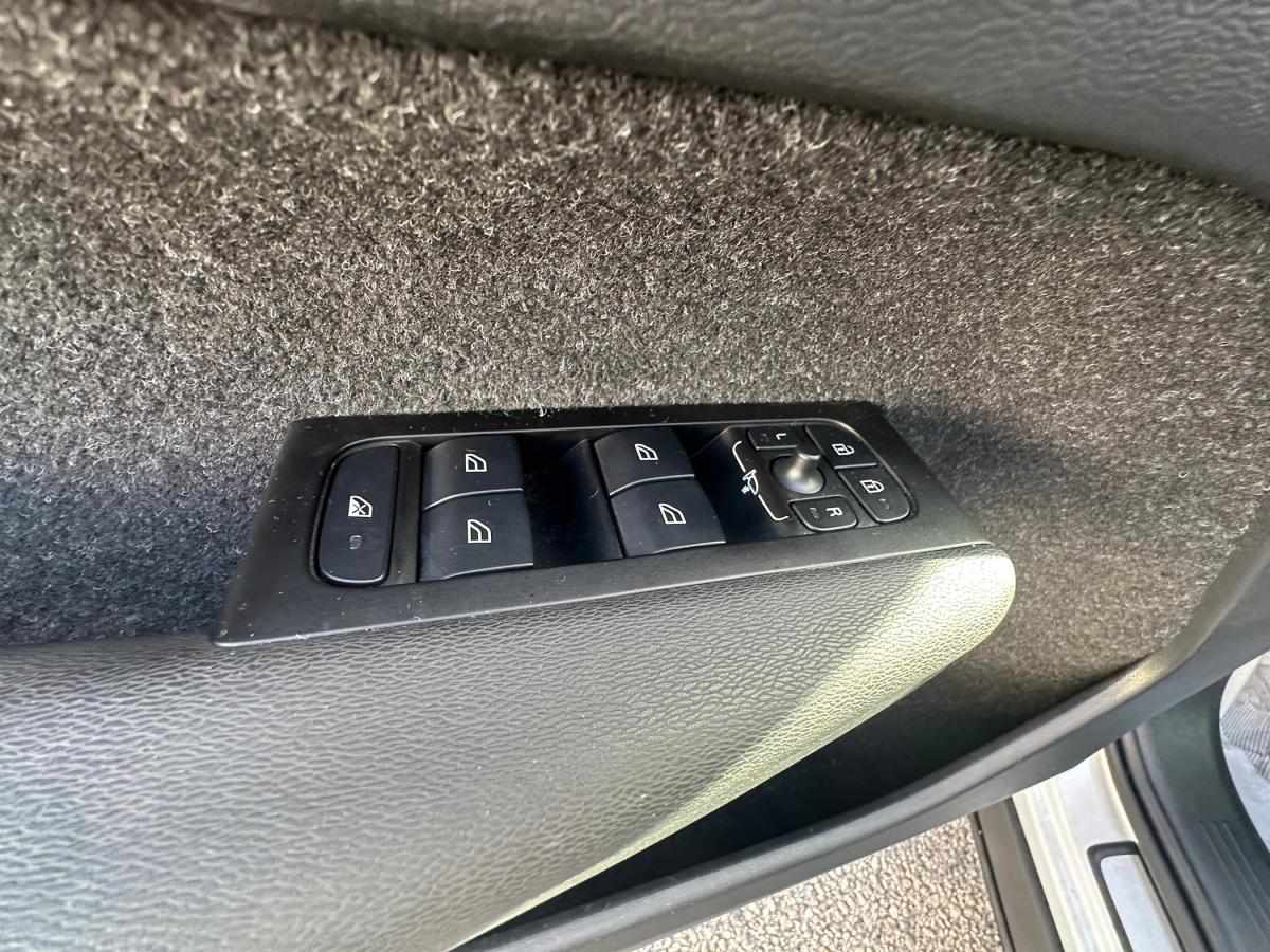 volvo-xc40-2021-hibrido-a-gasolina-1477cc
