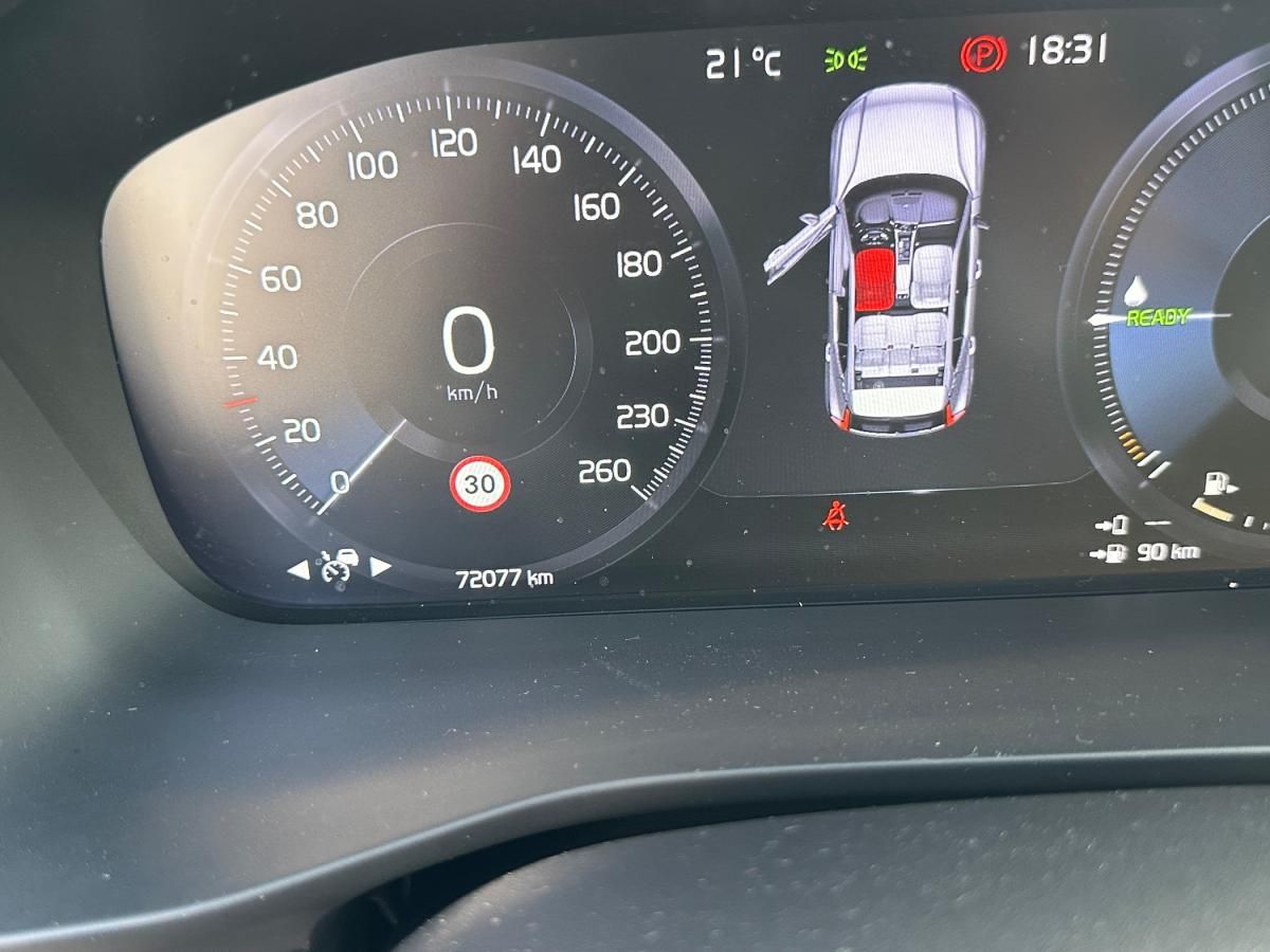 volvo-xc40-2021-hibrido-a-gasolina-1477cc