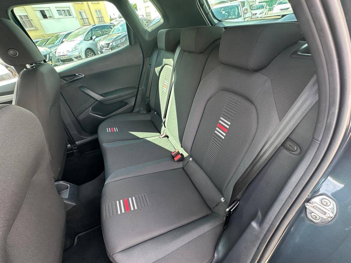 seat-arona-2021-gasolina-999cc