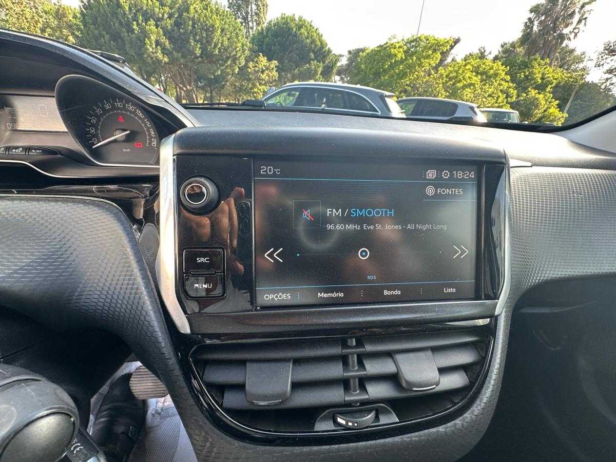peugeot-2008-2019-gasolina-1199cc