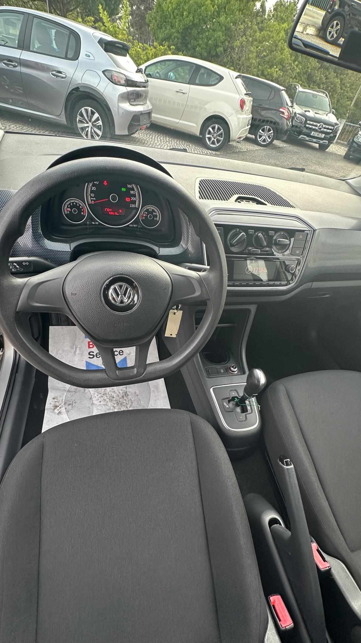 volkswagen-up-2017-gasolina-999cc