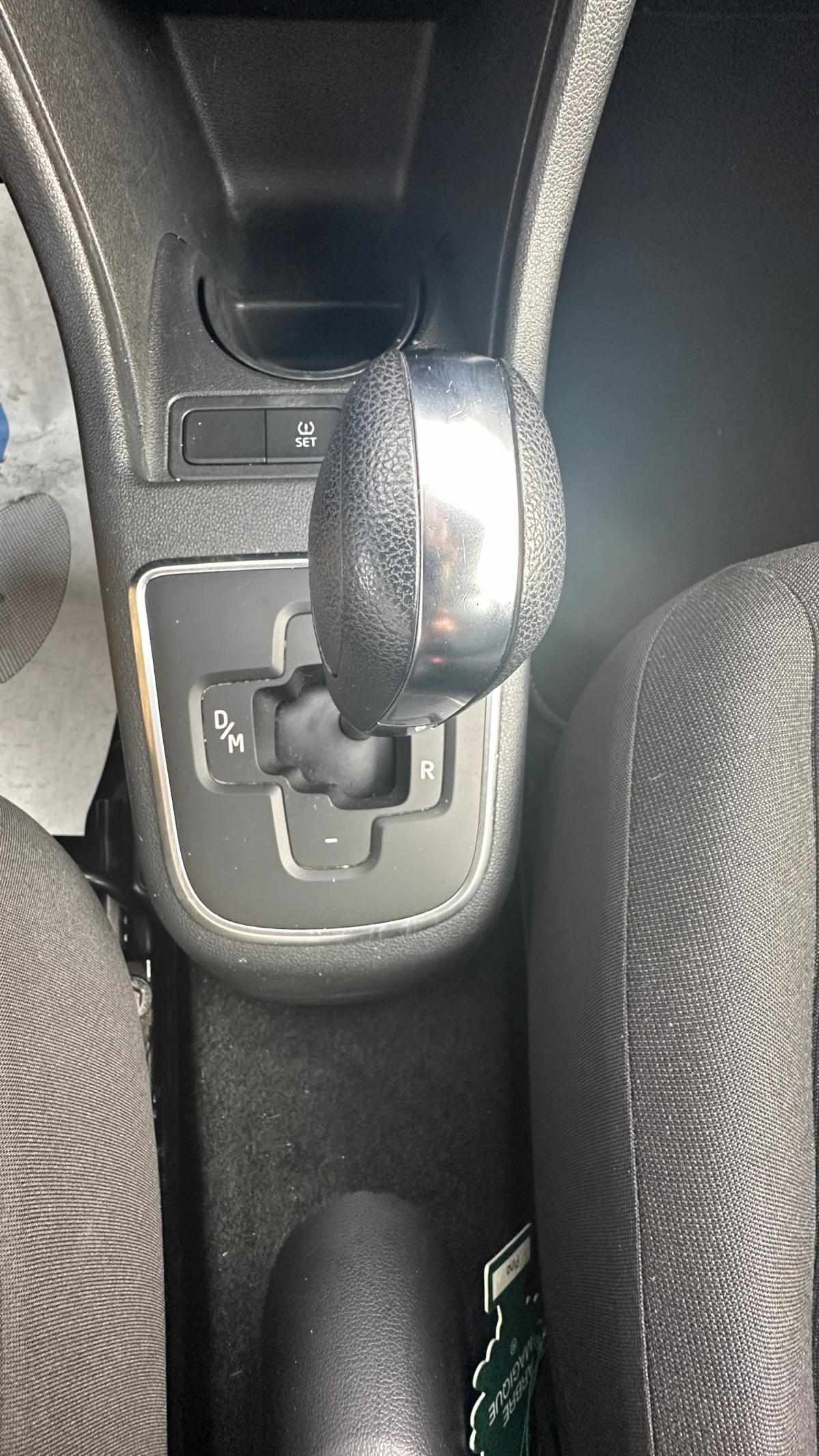 volkswagen-up-2017-gasolina-999cc