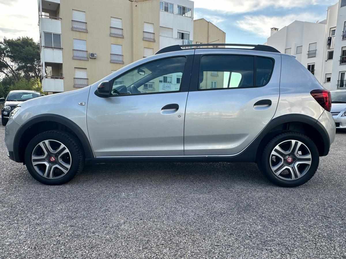 dacia-sandero-2019-gasolina-898cc
