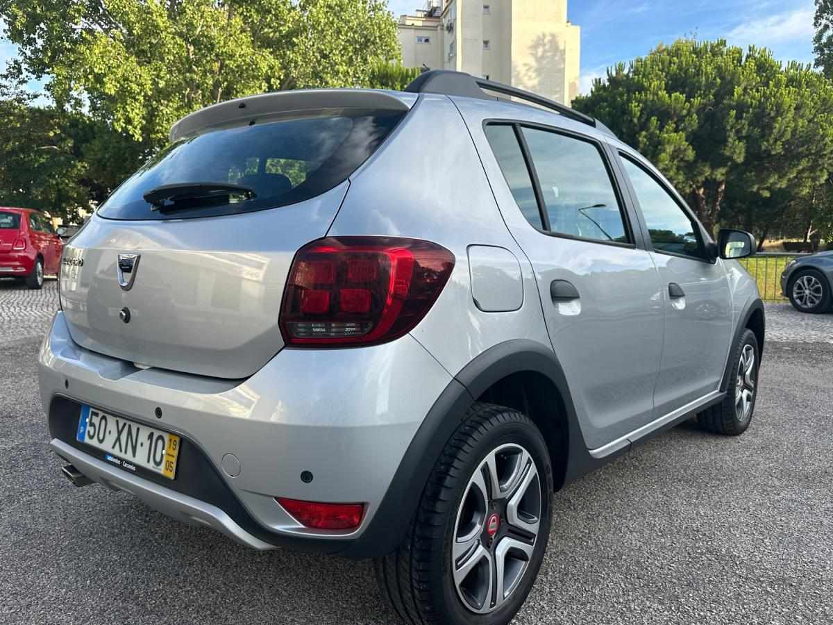 dacia-sandero-2019-gasolina-898cc