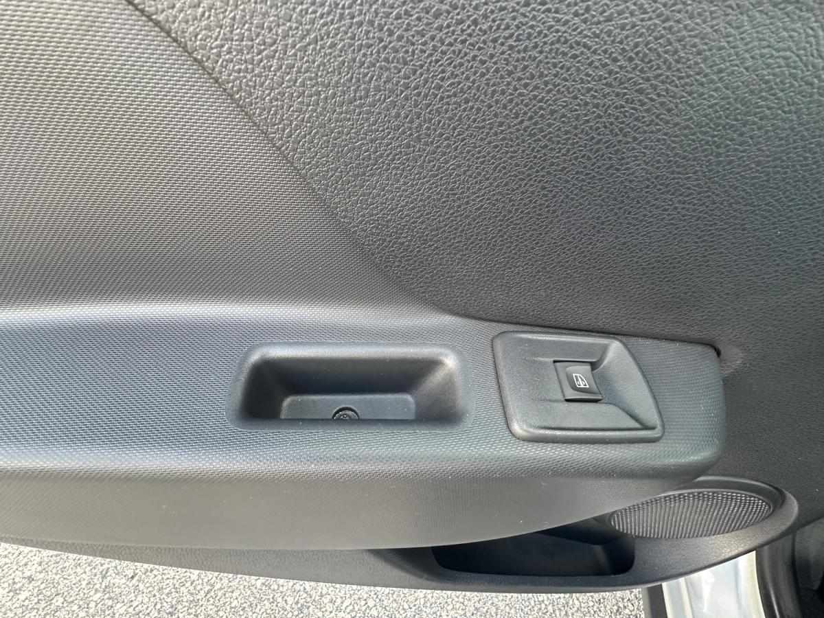 dacia-sandero-2019-gasolina-898cc