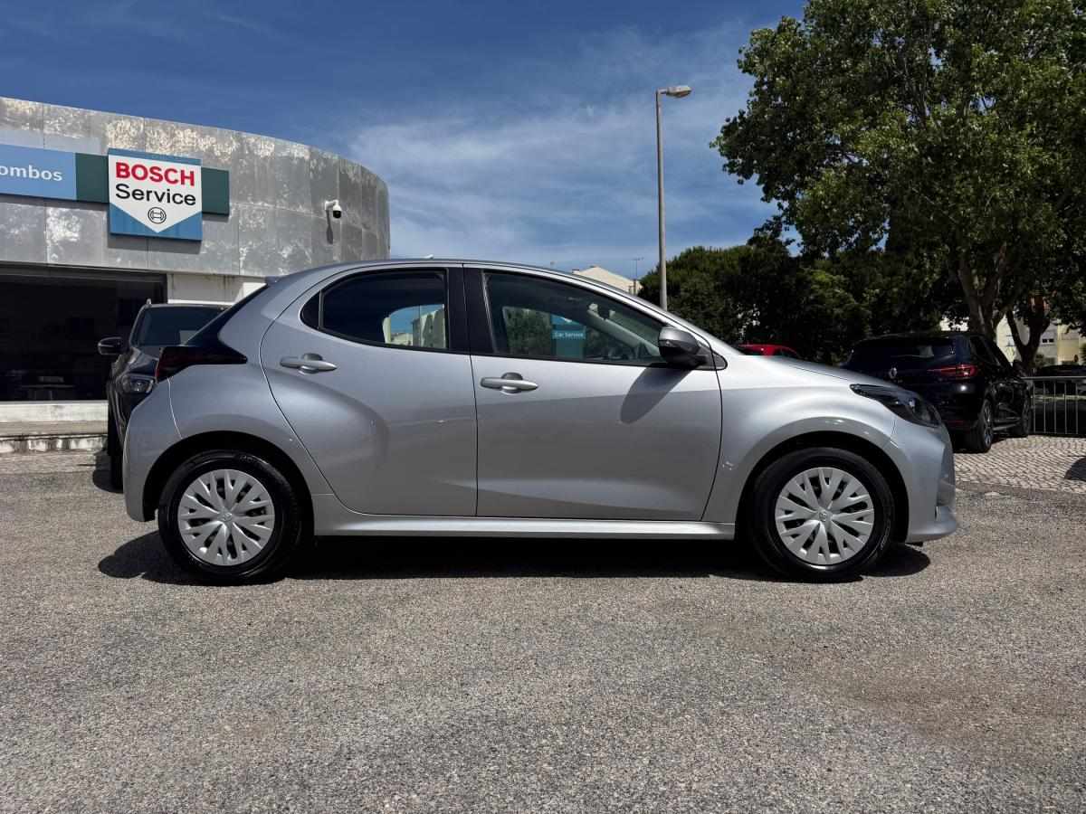toyota-yaris-2021-gasolina-998cc